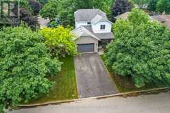 4542 IVY GARDENS CRESCENT | Beamsville Ontario | Slide Image Thirty-three