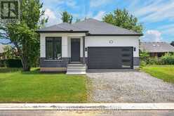 11 STICKLES STREET | Fonthill Ontario | Slide Image One