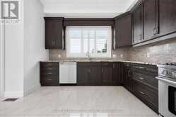 9211 TALLGRASS AVENUE | Niagara Falls Ontario | Slide Image Ten