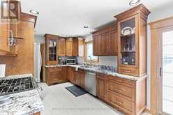 8842 ROOSEVELT STREET | Niagara Falls Ontario | Slide Image Ten