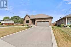 147 SCHOLFIELD AVENUE | Port Colborne Ontario | Slide Image Four