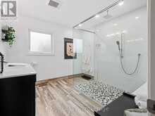7090 JULIE DRIVE | Niagara Falls Ontario | Slide Image Nineteen