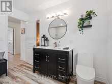 7090 JULIE DRIVE | Niagara Falls Ontario | Slide Image Twenty-two