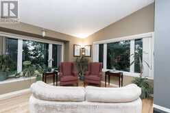 53 MOUNTAIN STREET | St. Catharines Ontario | Slide Image Six