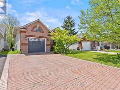 4333 SOUTHERLAND COURT Niagara Falls Ontario, L2G 7W4