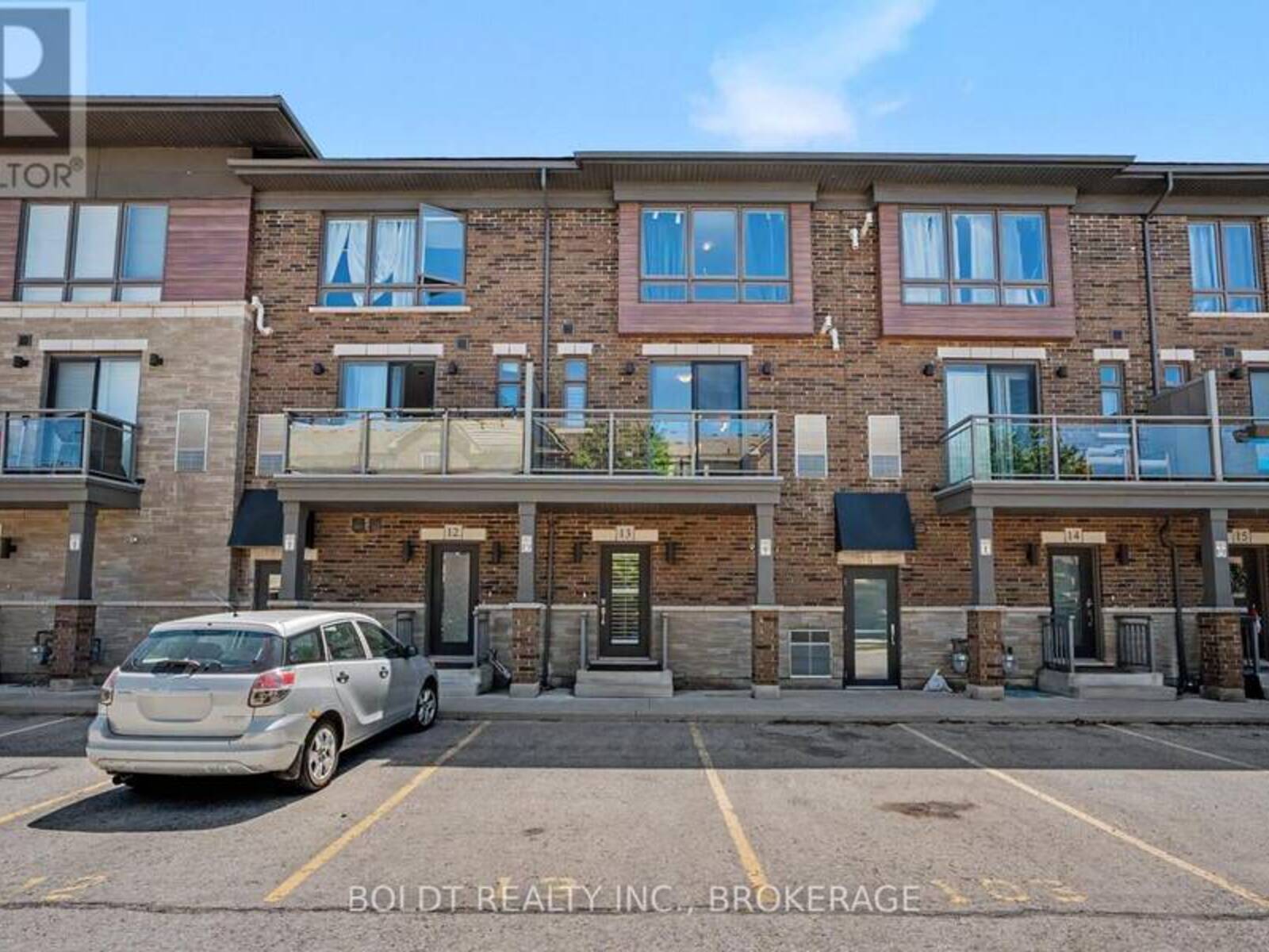 13 - 510 NORTH SERVICE ROAD, Grimsby, Ontario L3M 0C9