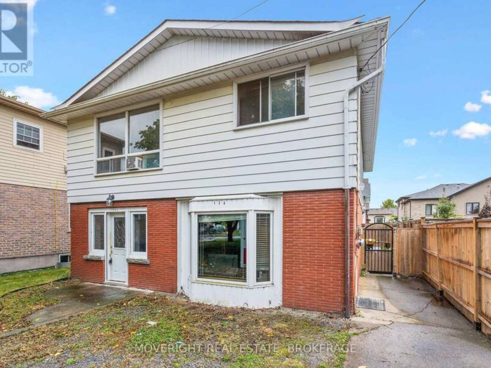 12 A THIRD AVE LOUTH AVENUE, St. Catharines, Ontario L2R 6P9