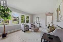 7962 BOOTH STREET | Niagara Falls Ontario | Slide Image Two