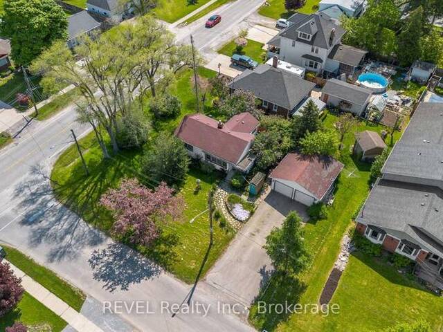 7962 BOOTH STREET Niagara Falls Ontario, L2H 1E8 - Property For Sale