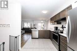 7794 WHITE PINE CRESCENT | Niagara Falls Ontario | Slide Image Five