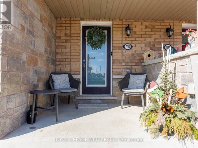 7794 WHITE PINE CRESCENT Niagara Falls Ontario, L2H 3R4 - Property For Sale