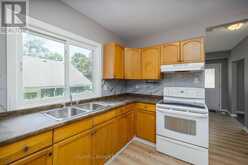 25 GALE CRESCENT | St. Catharines Ontario | Slide Image Fourteen