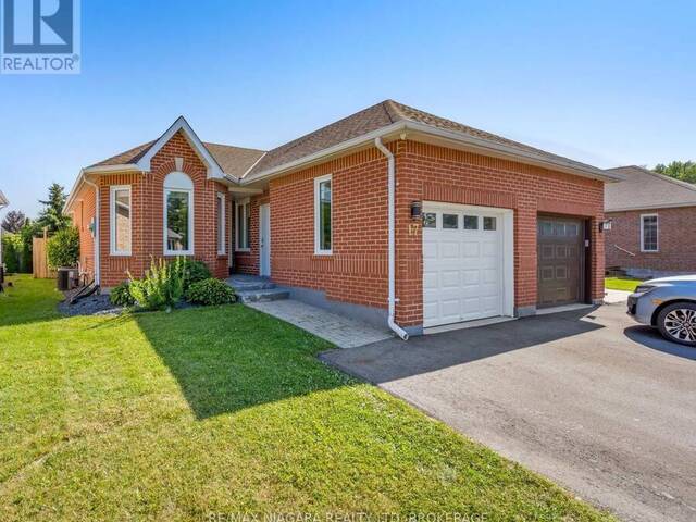 17 JACKSON COURT W Welland Ontario, L3C 7G2 - 3 Bedrooms Home For Sale