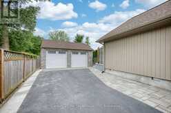 6021 MONTROSE ROAD | Niagara Falls Ontario | Slide Image Thirty-five