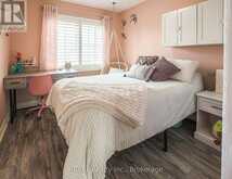 12 COLONEL LYALL STREET | St. Catharines Ontario | Slide Image Thirteen