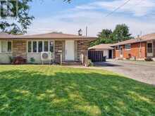 19 BLACK KNIGHT ROAD | St. Catharines Ontario | Slide Image One