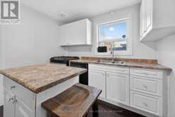 614 WATERLOO STREET | Hamilton Ontario | Slide Image Fifteen