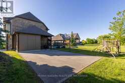 50 SANDALWOOD CRESCENT | Niagara-on-the-Lake Ontario | Slide Image Forty-five