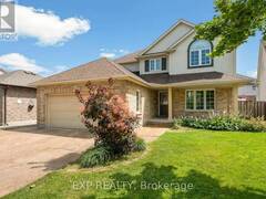 18 BRIARWOOD DRIVE St. Catharines Ontario, L2S 4A7
