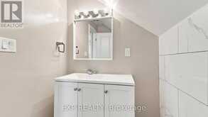 225 GRANTHAM AVENUE | St. Catharines Ontario | Slide Image Nineteen
