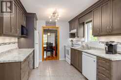 212 LIVINGSTON AVENUE | Grimsby Ontario | Slide Image Twelve
