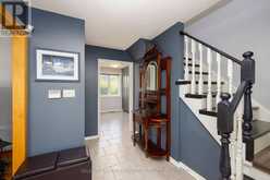 212 LIVINGSTON AVENUE | Grimsby Ontario | Slide Image Seven