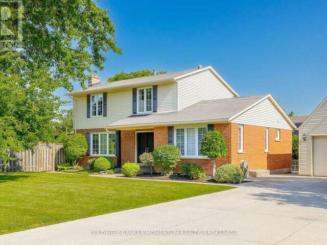 212 LIVINGSTON AVENUE Grimsby Ontario, L3M 4V8 - 4 Bedrooms Home For Sale