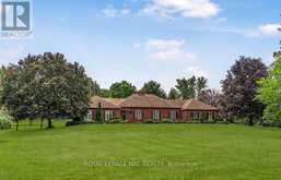 263 WARNER ROAD | Niagara-on-the-Lake Ontario | Slide Image Two