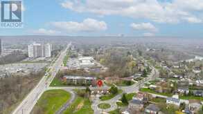 2-8 RIVERVIEW BOULEVARD | St. Catharines Ontario | Slide Image Seven
