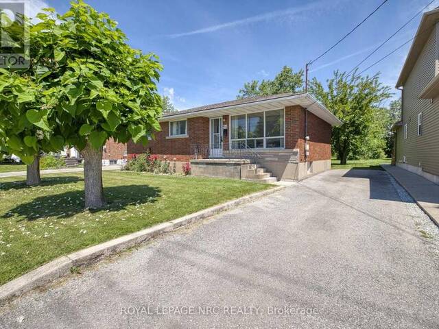 409 BROADWAY AVENUE Welland Ontario, L3C 5M3 - 3 Bedrooms Home For Sale