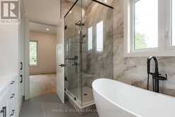 727 WARNER ROAD | Niagara-on-the-Lake Ontario | Slide Image Eighteen