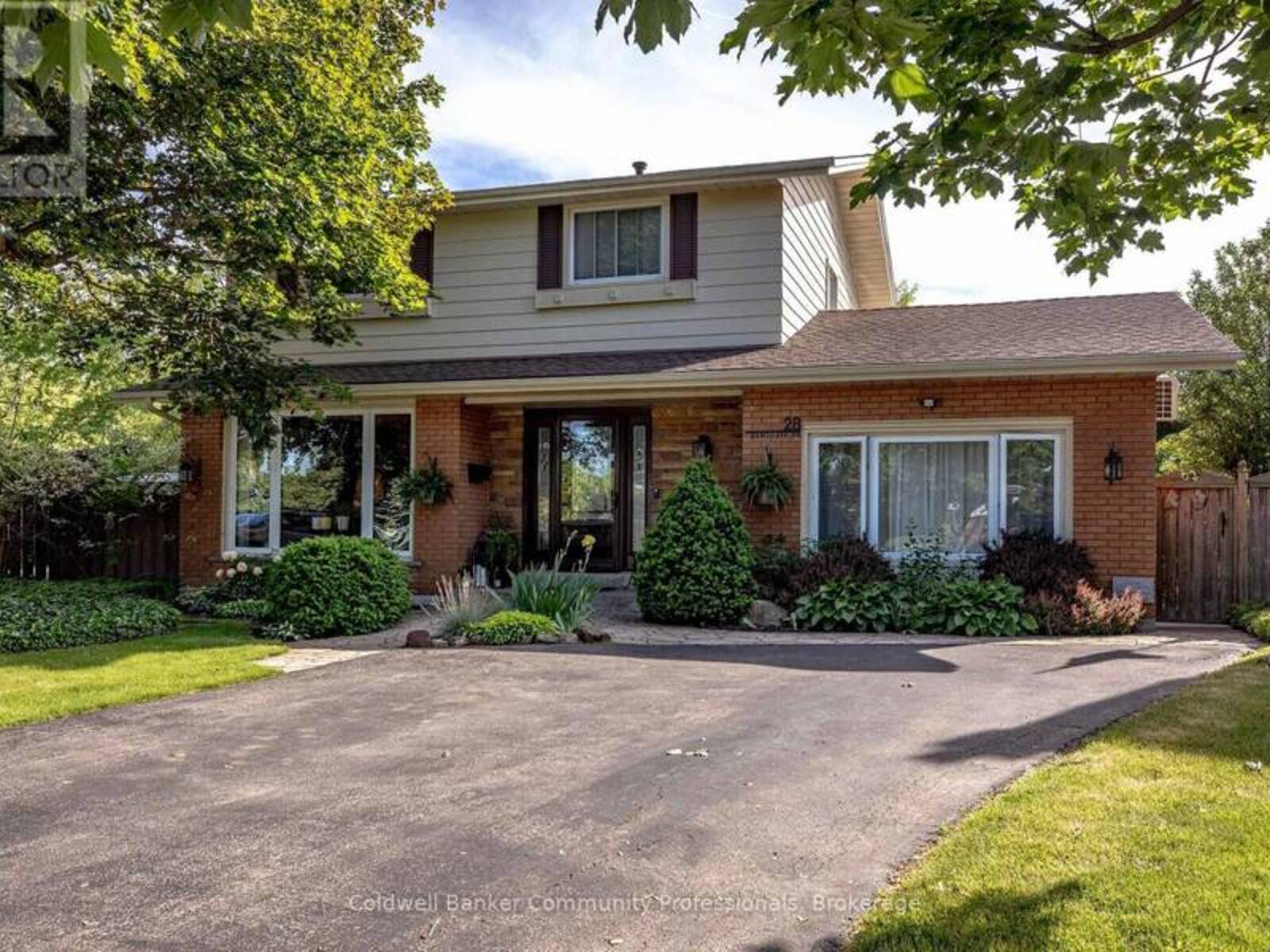 28 RAMSGATE DRIVE, Hamilton, Ontario L8G 3V5