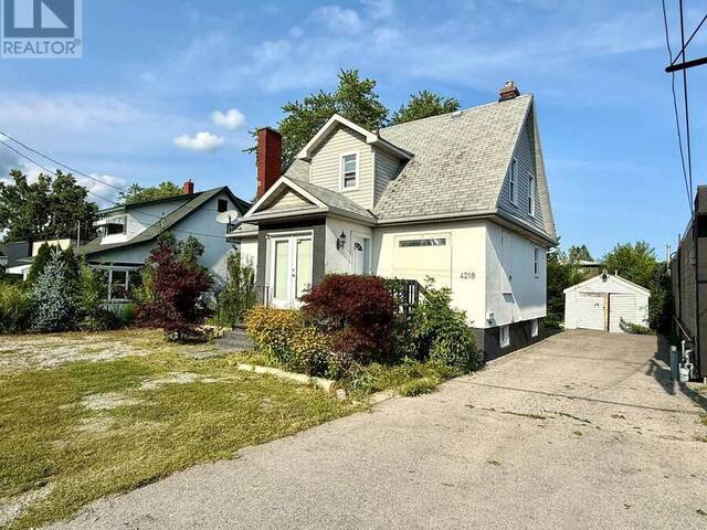 4218 DRUMMOND ROAD Niagara Falls Ontario, L2E 6B9 - 6 Bedrooms Home For Sale