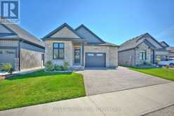 99 HOMESTEAD DRIVE | Niagara-on-the-Lake Ontario | Slide Image Two