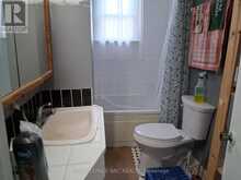 42 CUMMING STREET | St. Catharines Ontario | Slide Image Ten