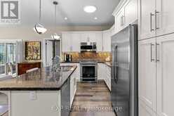 6 CREEKSIDE DRIVE | Niagara-on-the-Lake Ontario | Slide Image Eleven