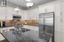 6 CREEKSIDE DRIVE | Niagara-on-the-Lake Ontario | Slide Image Thirteen