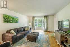 45 ROYAL HENLEY BOULEVARD | St. Catharines Ontario | Slide Image Eight