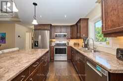 171 CLASSIC AVENUE | Welland Ontario | Slide Image Eight