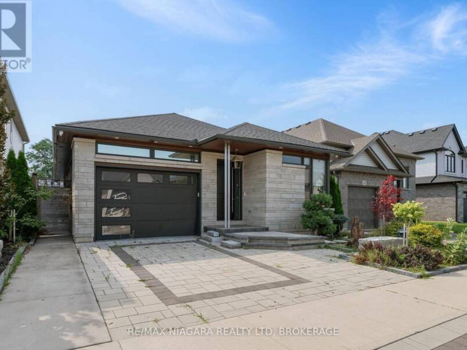 31 BERKSHIRE DRIVE, St. Catharines, Ontario L2M 0C2