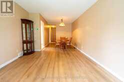 70 OXFORD STREET | St. Catharines Ontario | Slide Image Six
