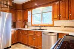 121 LOCKHART DRIVE | St. Catharines Ontario | Slide Image Thirteen