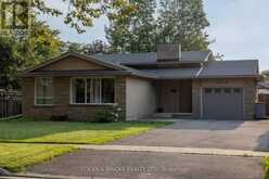 4479 MITCHELL AVENUE | Niagara Falls Ontario | Slide Image Three