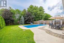 18 LORETTA DRIVE | Niagara-on-the-Lake Ontario | Slide Image Thirty-five
