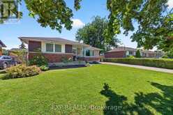 8 DUNRAVEN AVENUE | St. Catharines Ontario | Slide Image Three