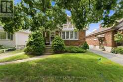 38 SPRUCE STREET | St. Catharines Ontario | Slide Image Three