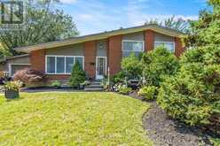 8 CULLEN DRIVE | St. Catharines Ontario | Slide Image Three