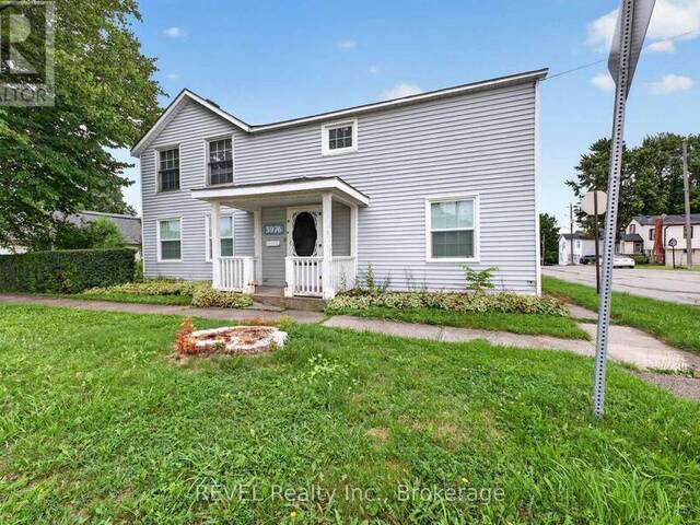 3976 CHIPPAWA PARKWAY Niagara Falls Ontario, L2G 6E3 - 4 Bedrooms Home For Sale