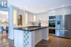 2 AITKEN CIRCLE | Markham Ontario | Slide Image Fifteen