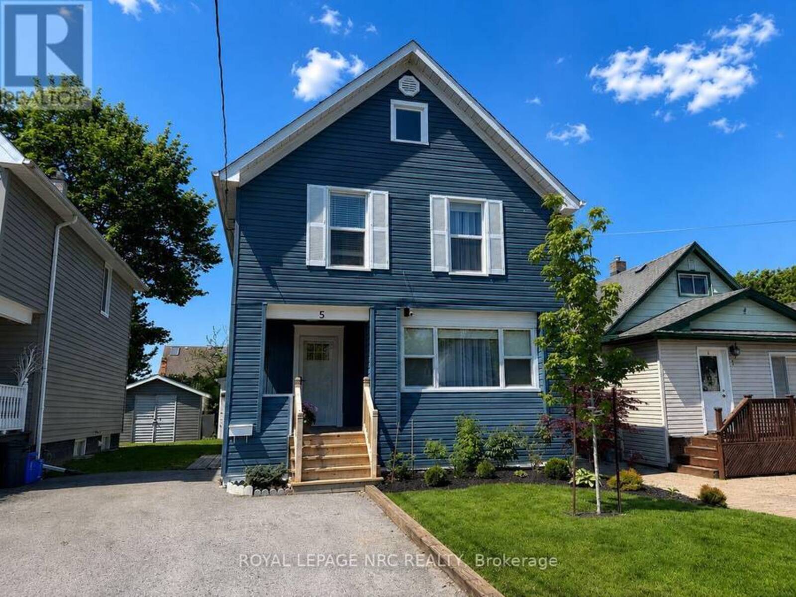 5 VICTORIA STREET, St. Catharines, Ontario L2S 2K8